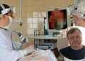Göz ağrısı sandı, kafasından çıkan şey doktorları şaşkına çevirdi