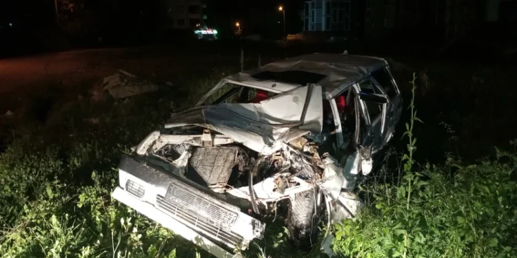 Samsun’da otomobil devrildi: Altı kişi yaralandı
