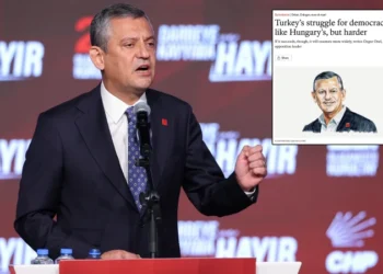 Özgür Özel Türkiye’yi yine İngilizlere şikayet etti: Avrupa ve Batı için kritik bir sınav