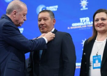 AKP’nin son transferinin oğlu tacizci, babası firari çıktı!