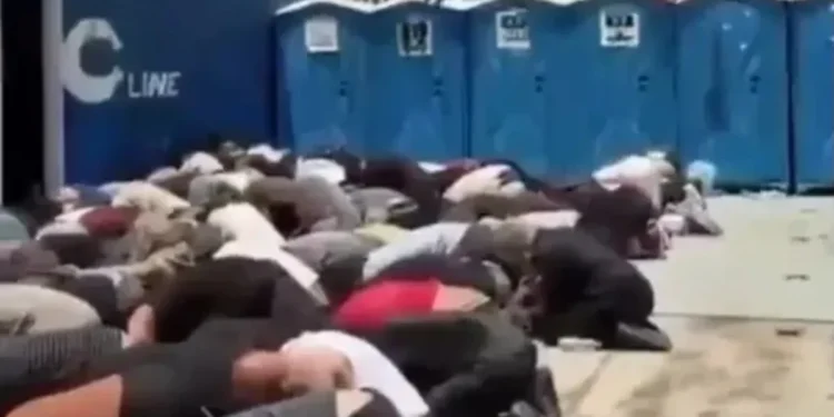 Dünya Sumud Filosu için tek yürek: Siyonist İsrail’in insanlık dışı muamelesine tepkiler çığ gibi…