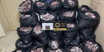 Kocaeli’de zehir operasyonu! Milyonlarca hap ve üretim düzeneği ele geçirildi