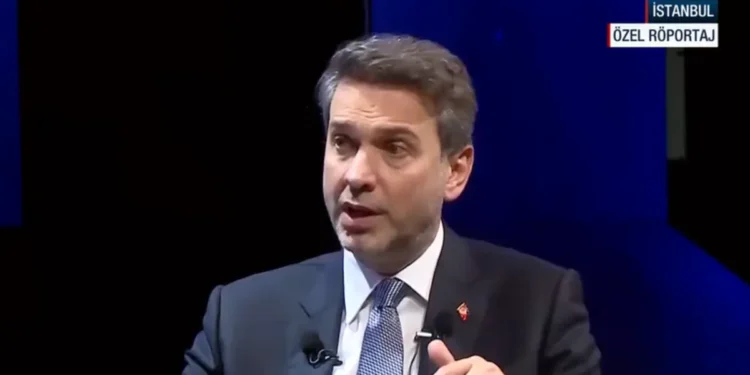 Bakan Bayraktar: Türkiye enerjide farklı bir alternatif