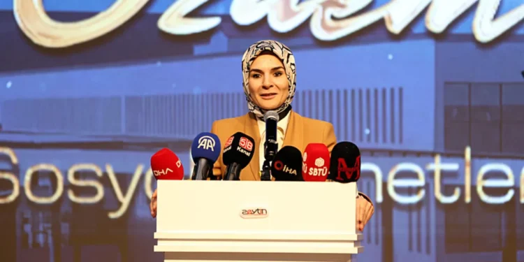 Bakan Göktaş: “Türkiye güçlü yarınlara gençlerle yükselecektir”
