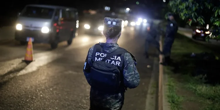 Honduras’ta polis konvoyuna pusu! 24 kişi öldürüldü