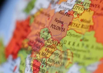 Polonya-İngiltere arasında savunma ve güvenlik alanında iş birliği anlaşması imzalandı