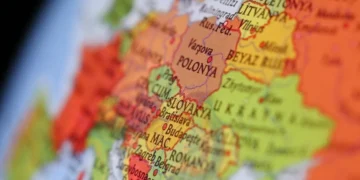 Polonya-İngiltere arasında savunma ve güvenlik alanında iş birliği anlaşması imzalandı
