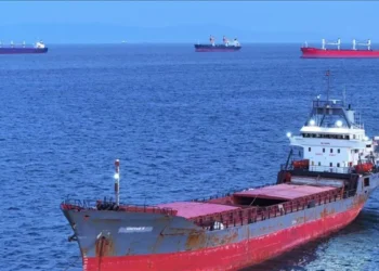 İran’dan Hürmüz açıklaması: Son 24 saatte 31 gemi geçti