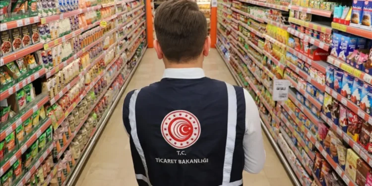 Bayram öncesi gıda denetimleri artırıldı: 1523 işletmeye 250 milyon TL ceza kesildi!