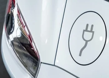 Akaryakıt fiyatları arttı, dünya elektrikli araca koştu: IEA’dan tahmin!