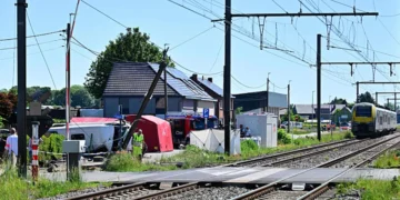 SON DAKİKA| Belçika’da tren okul servisine çarptı: En az 4 ölü