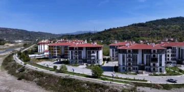 Bakan Kurum’dan Zonguldak TOKİ paylaşımı: Kira öder gibi ev sahibi oldular
