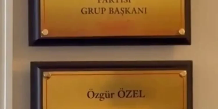Özgür Özel’in TBMM’deki ‘unvanı’ değişti