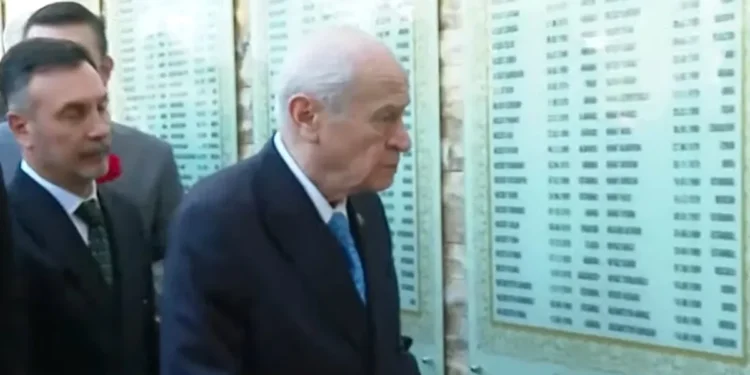 MHP lideri Devlet Bahçeli Ülkücü Şehitler Anıtı’nı ziyaret ediyor