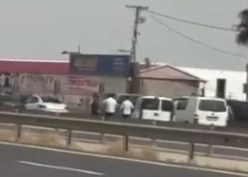 Ailelerin yol verme kavgasında kan aktı: 2 ölü, 7 yaralı