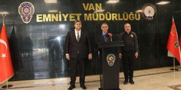 Van merkezli 11 ilde narkotik operasyonu: 78 gözaltı
