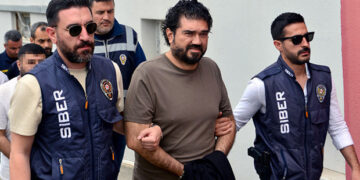 Rasim Ozan Kütahyalı’nın nasıl gözaltına alındığı ortaya çıktı: Şifresi kırılan telefon ele vermiş… ‘Akın Abi’lerinin düğüne gelmesi beklenmiş