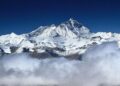 Dünyanın en yüksek dağı Everest’te rekor kırıldı! ‘2019’dan beri bir ilk’