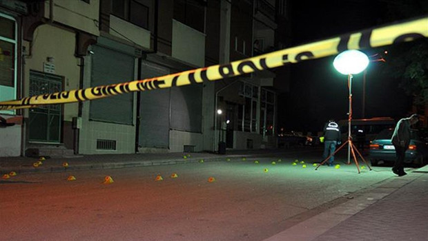 Sakarya’da karısını bıçaklayarak öldüren kişi intihar etti