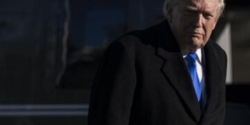 Trump, oğlunun düğününe bile katılmıyor! Beyaz Saray’da dikkat çeken hareketlilik… İran’a saldırı hazırlığı mı?