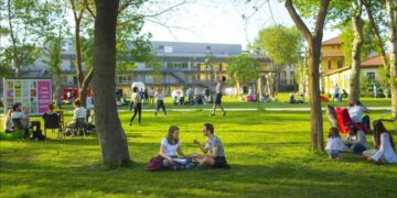 İstanbul Bilgi Üniversitesi açıldı mı? Resmi Gazete’de yayımlandı! İstanbul Bilgi Üniversitesinde eğitim devam edecek mi?