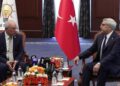 Siyasette bayram trafiği: AK Parti ve CHP bayramlaştı