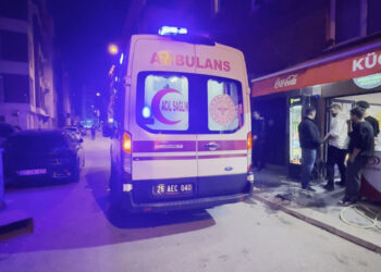 Eskişehir’de kavgada 16 yaşında çocuk bıçakla yaralandı