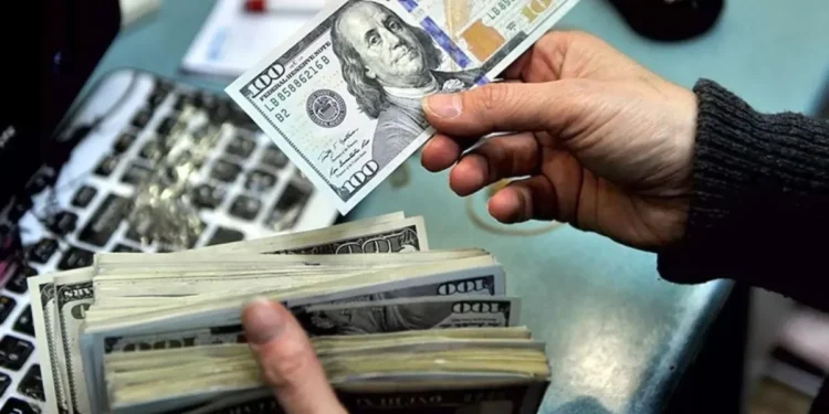Türkiye’nin kısa vadeli dış borcu geriledi