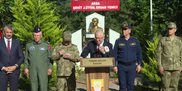 Başkan Erdoğan Mehmetçik ile bayramlaştı: EFES-2026’da gücümüzü dünyaya gösterdik