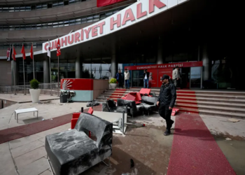 CHP’de tahliye krizi. İçişleri Bakanı Çiftçi: Müdahale Kılıçdaroğlu yönetiminin talebiyle yapıldı
