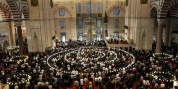 İstanbul’da bayram namazı kılındı