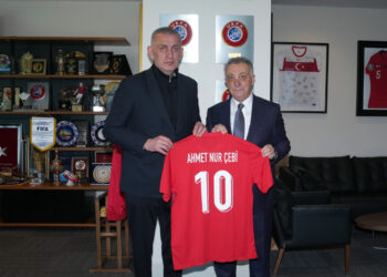 Ahmet Nur Çebi, Altay’ı satın almak istiyor