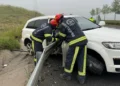 Bariyere saplanan otomobilin sürücüsü hayatını kaybetti
