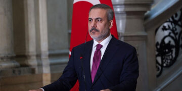 Bakan Fidan’dan diplomasi trafiği