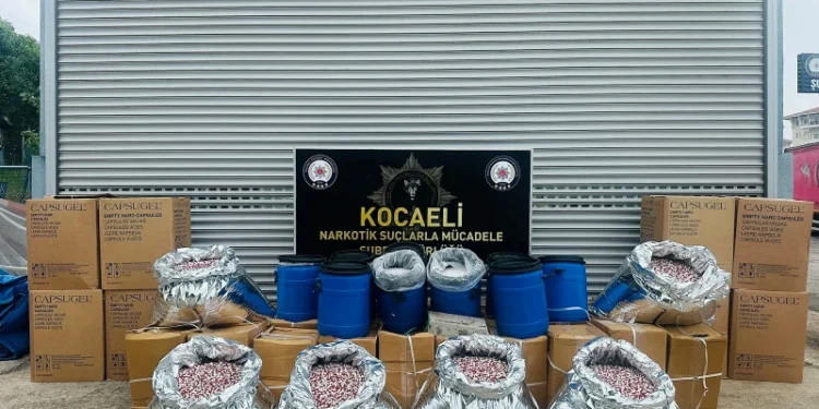 Kocaeli’de zehir tacirlerine darbe: 1 ton 80 kilo uyuşturucu madde bulundu