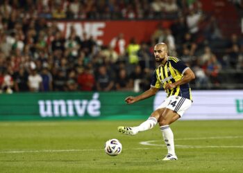 Amrabat’tan Fenerbahçe kararı