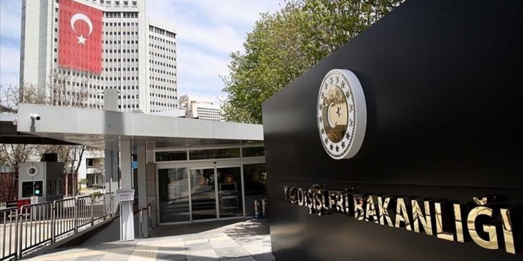 Dışişleri’nden Yunanistan’a kınama! Türk diplomatların katili serbest bırakıldı