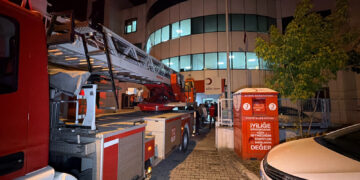 Düzce’de huzurevi yangını: 54 kişi tahliye edildi