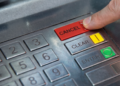 ATM’deki kırmızı tuşun artık yeni bir görevi var