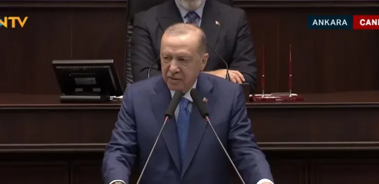 Cumhurbaşkanı Erdoğan: Gençlerin omuz vermediği mücadele kalıcı olamaz