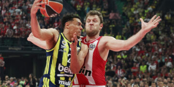 Fenerbahçe, EuroLeague’deki bilet sorunuyla ilgili yasal yollara başvuracak