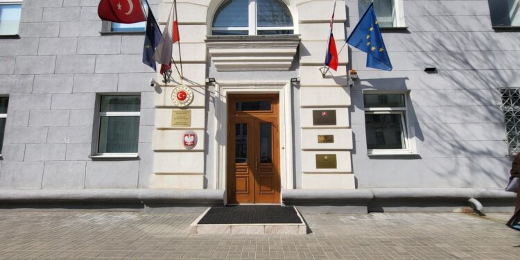 Büyükelçilikte uyuşturucu krizi: Dışişleri sözcüsü açıklama yaptı