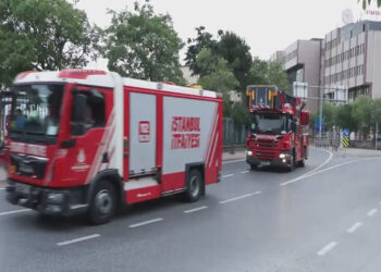 Şişli’de hastanenin yoğun bakım ünitesinde yangın paniği: Hastalar tahliye edildi