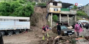 Hatay’da sağanak nedeniyle çöken evdeki 1 kişi hayatını kaybetti