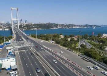 Bayramda köprü ve otoyollar ücretsiz mi? Arefe günü ve bayramda köprü, otoyollar ve toplu taşıma bedava mı olacak?
