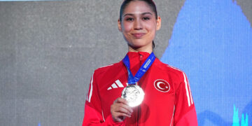 Zümra Rezzan İm’den Avrupa Karate Şampiyonası’nda gümüş madalya