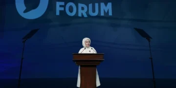 Emine Erdoğan, Sıfır Atık Forumu Açılışında konuştu: Sıfır atık tüm yolları birleştiren bir köprüdür