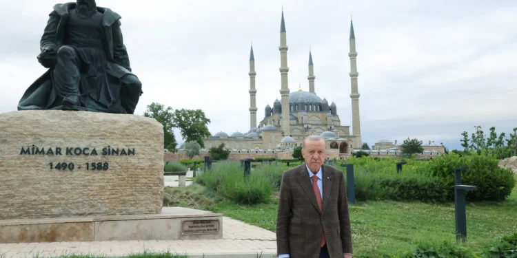 Başkan Erdoğan’dan Selimiye Camii’nde Kur’an-ı Kerim tilaveti!