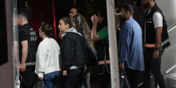Buca Belediyesi “yolsuzluk” soruşturmasında 54 şüpheli adliyeye sevk edildi! Detaylar A Haber’de