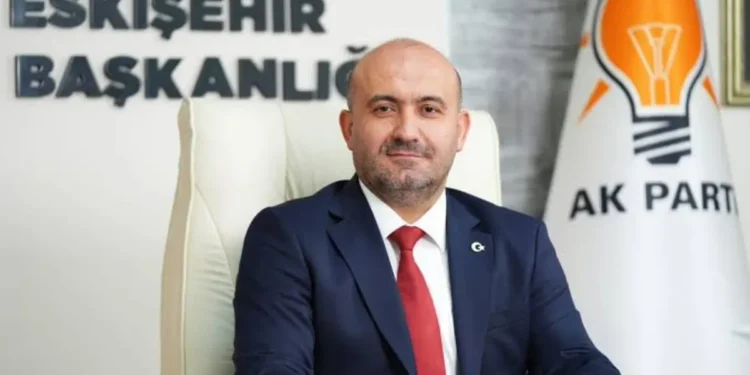 AK Parti Eskişehir İl Başkanı Albayrak’tan Eskişehirlilere çağrı: “Şimdi AK Parti zamanı”